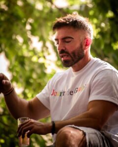 Retratos de la XXXII #MarchaDelOrgullo CABA @marchadelorgulloar ............#LGBT #lesbiana #gay #bisexual #trans #nobinarie #orgullo2023 #orgullo #lgbtq #retratos #retrato #fotoperiodismo #fotografiacalle (20)