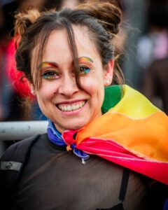 Retratos de la XXXII #MarchaDelOrgullo CABA @marchadelorgulloar ............#LGBT #lesbiana #gay #bisexual #trans #nobinarie #orgullo2023 #orgullo #lgbtq #retratos #retrato #fotoperiodismo #fotografiacalle (31)