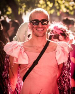 Retratos de la XXXII #MarchaDelOrgullo CABA @marchadelorgulloar @leocedion............#LGBT #lesbiana #gay #bisexual #trans #nobinarie #orgullo2023 #orgullo #lgbtq #retratos #retrato #fotoperiodismo #fotogr (1)